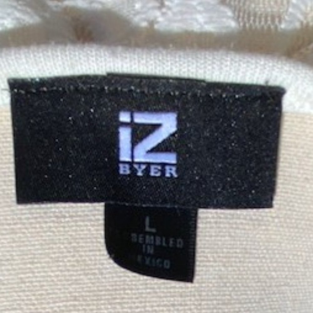 Detailed Back Top NWOT - Picture 4 of 4